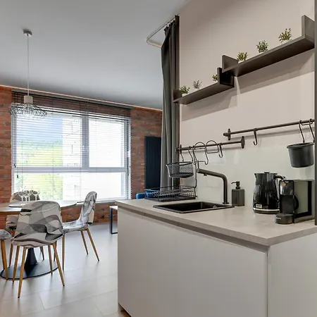 Hellogdańsk Wałowa With Parking By Lion