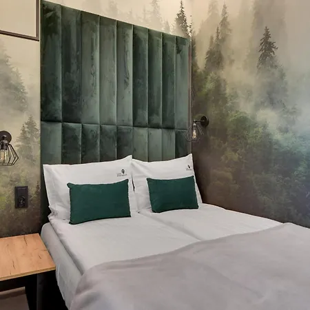 Hello Walowa With Parking By Lion *